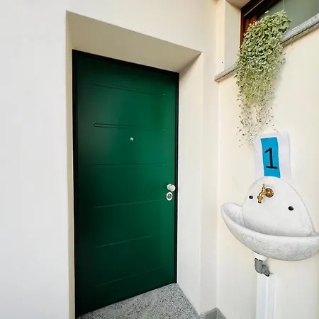 招待所 La Ringhiera 4*